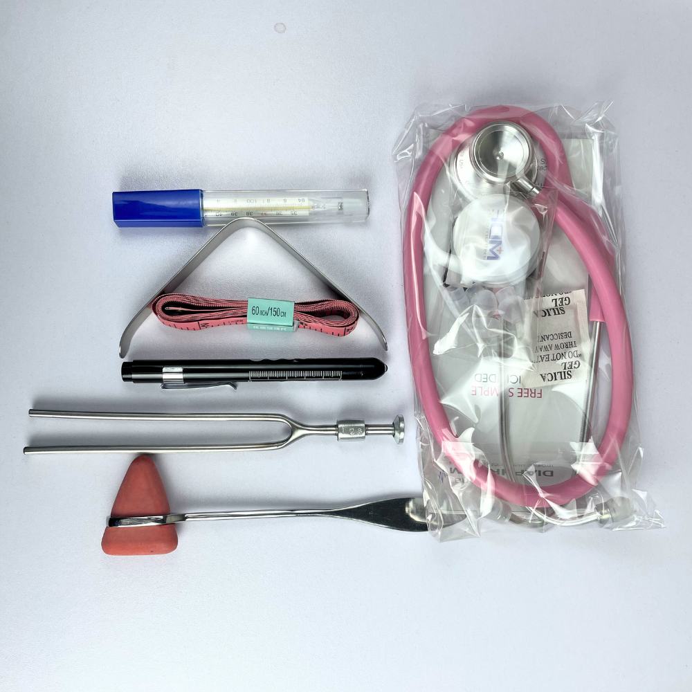 Medical 3rd Year Student Package With MDF 747XP Regular Stethoscope